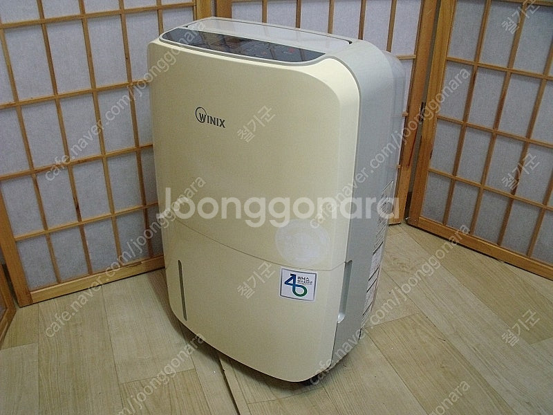 위닉스 뽀송 제습기 8L DHC-085 iNG--1