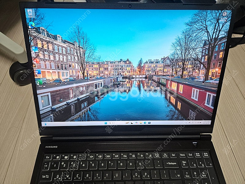 급쳐 15인치 RTX4070 I9 13900HX 초고성...--8