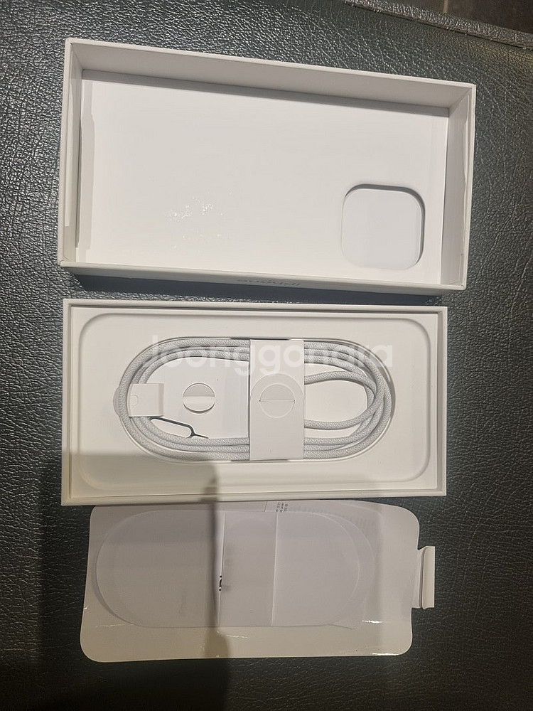 아이폰 16프로맥스 화이트티타늄 256G 자급제--7