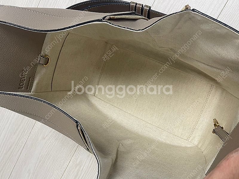 로에베 해먹백 스몰 샌드--7