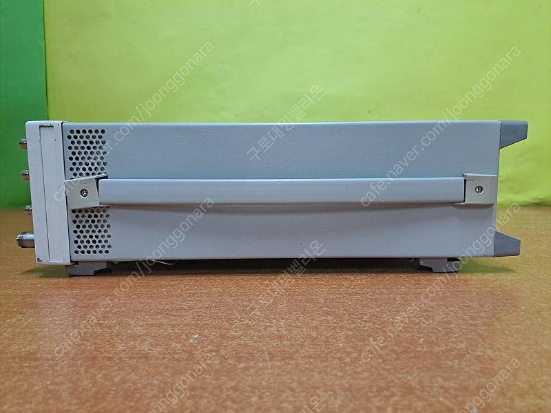 Agilent E4438C, 250 KHz to 3 GHz, Vector Signal Generator(신호발생기)... 이미지
