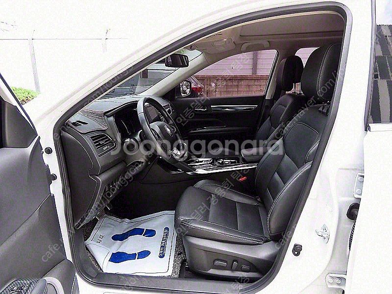QM6 중고차 견적 QM6 중고 흰색 2019년식 가솔...--6