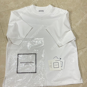 우영미 반팔 화이트