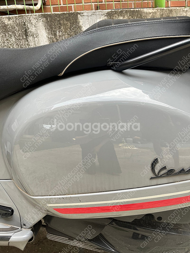 베스파 GTS300 (22년식,5500KM) 아비오그레...--4