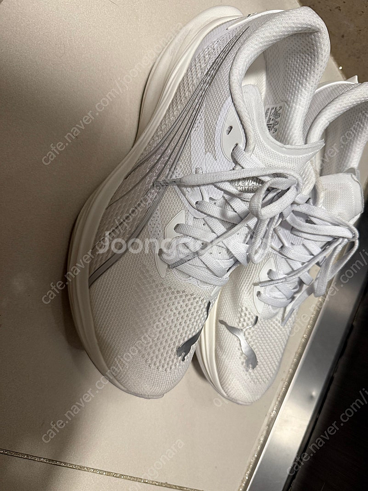 푸마 디비에이트 나이트로3 러닝화(카본화) 275 팔아요--1