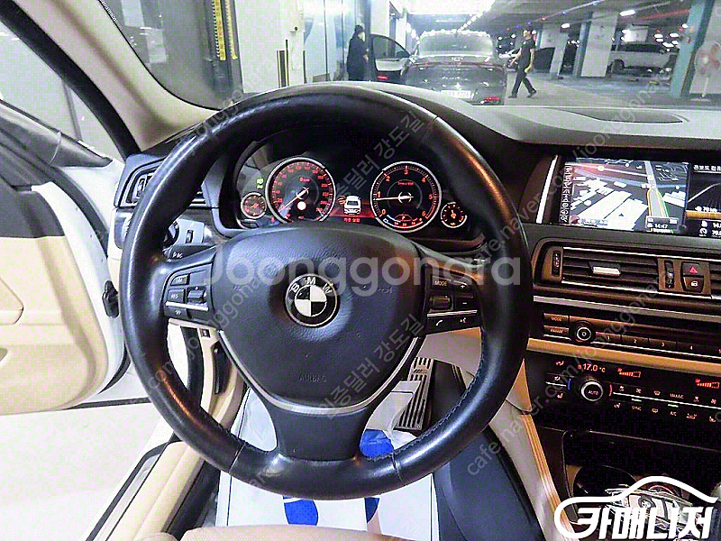 [BMW]5시리즈 (F10) 520d 럭셔리 플러스 | 2015 | 178,819km년식 | 흰색 | 수원 | 1,...--8