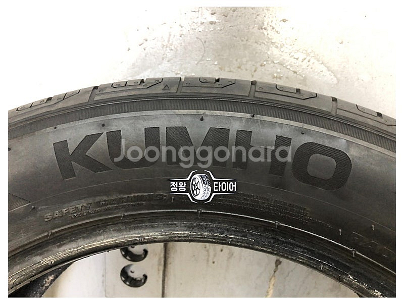 중고타이어 금호타이어 솔루스TA21 235/55R17--2