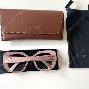 셀린느 트리옹프 선글라스 파스텔핑크 박스 그대로 트리오페