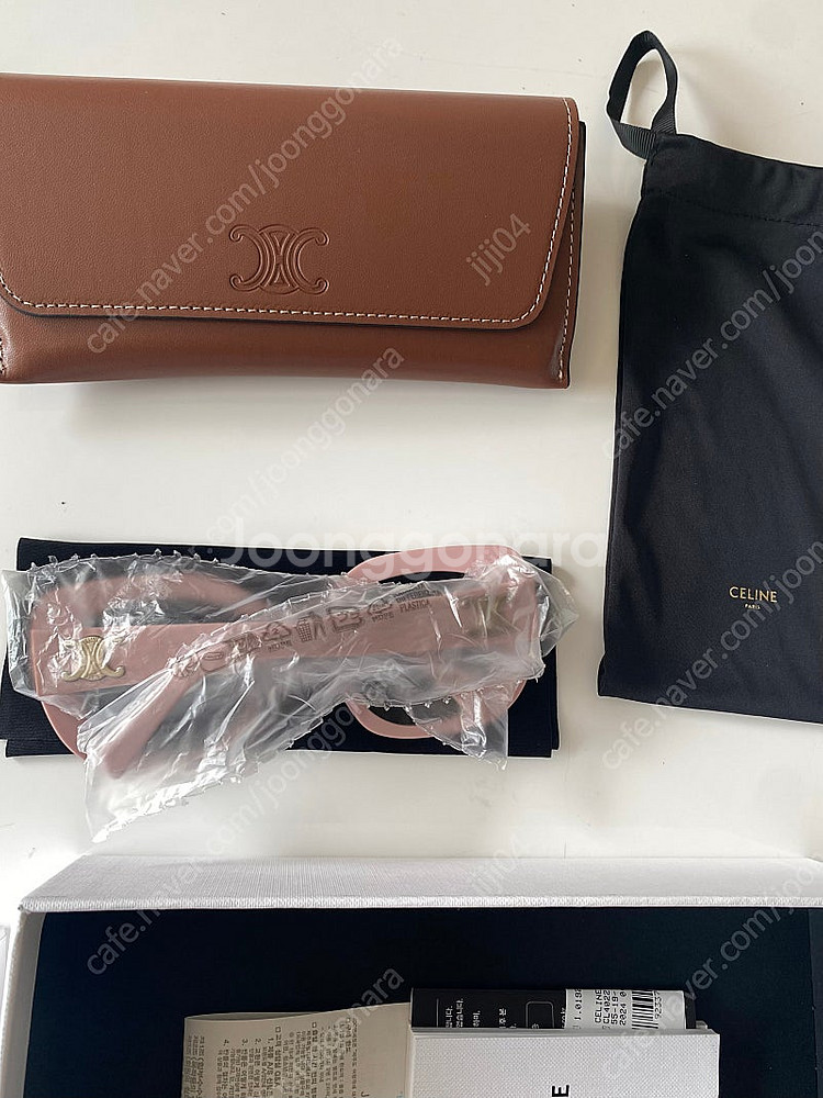 셀린느 트리옹프 선글라스 파스텔핑크 박스 그대로 트리오...--3