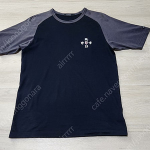 버버리 블랙라벨 BURBERRY BLACK LABEL 티셔츠 팝니다