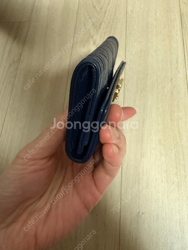 (정품) 샤넬 보이 카드 지갑 진네이비 색상 판매합니다--5