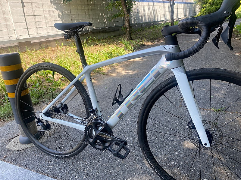 2025 트렉 에몬다SL4 사이즈50 (카본,105기계11단)--1