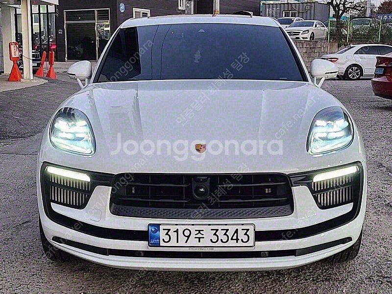 포르쉐 중고 포르쉐 마칸 중고 흰색 2023년식 20,...--0