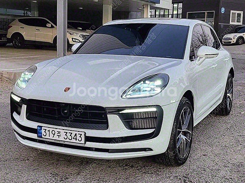 포르쉐 중고 포르쉐 마칸 중고 흰색 2023년식 20,...--2