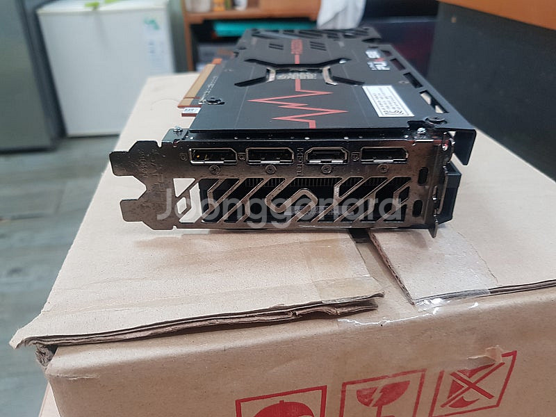 SAPPHIRE 라데온RX 6600xt--4
