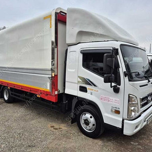 중고윙바디 흰색 2021년식 63,778km 3.5톤 올 뉴 마이티 중고자동차