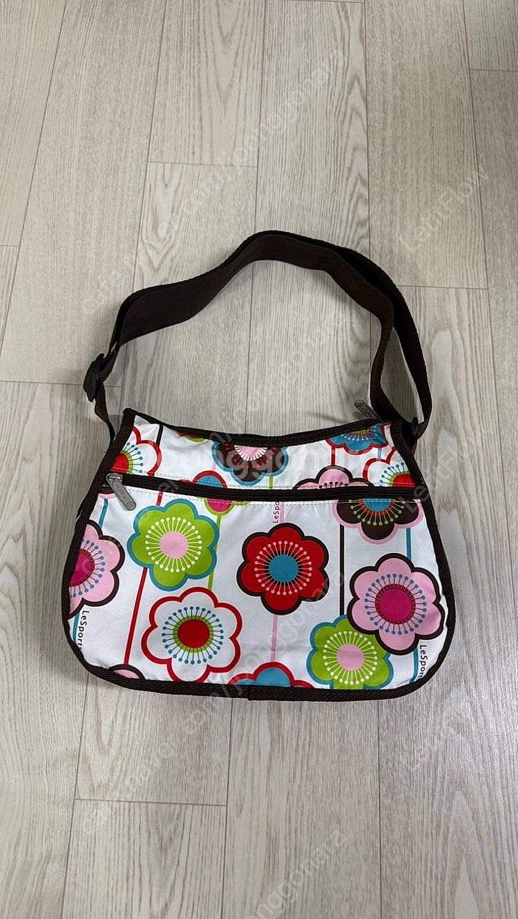 LeSportsac 레스포삭 크로스바디 크로스백 숄더백...--1