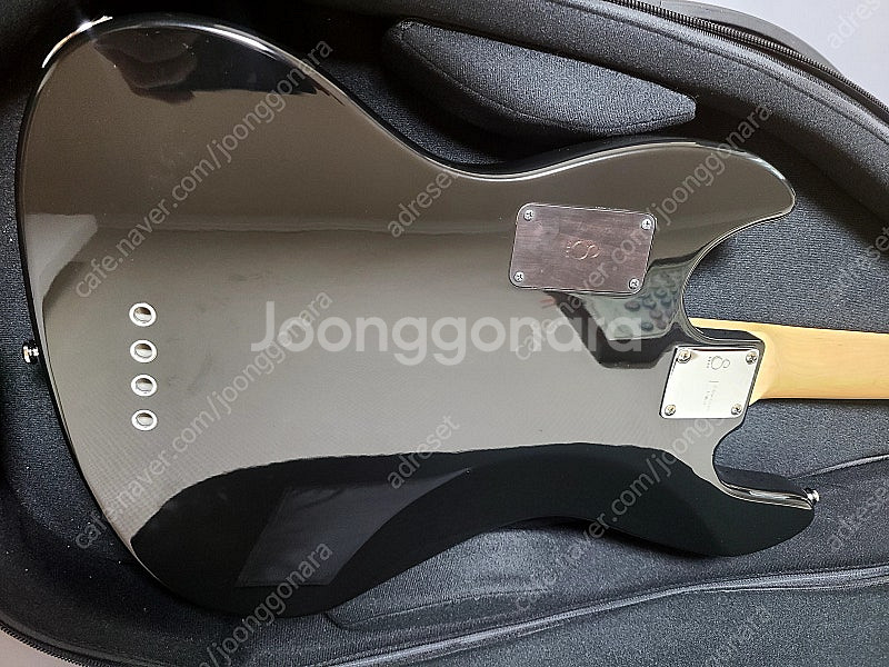 사이어 v3 액티브 4현 베이스 기타 팝니다.--2