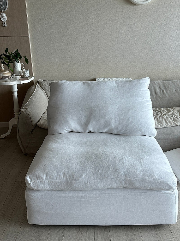 까사알렉시스 클라우드 쇼파 소파 의자 스툴 이미지