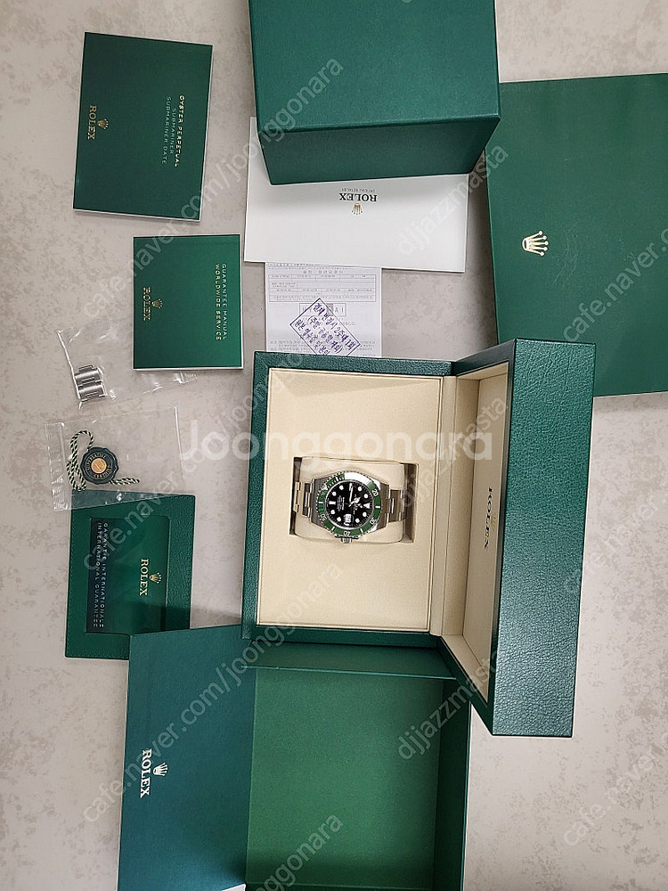 롤렉스 서브마리너 126610LV '그린 스타벅스 (스...--0