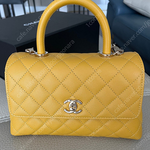 샤넬 코코핸들 캐비어 스몰 옐로우 내장칩