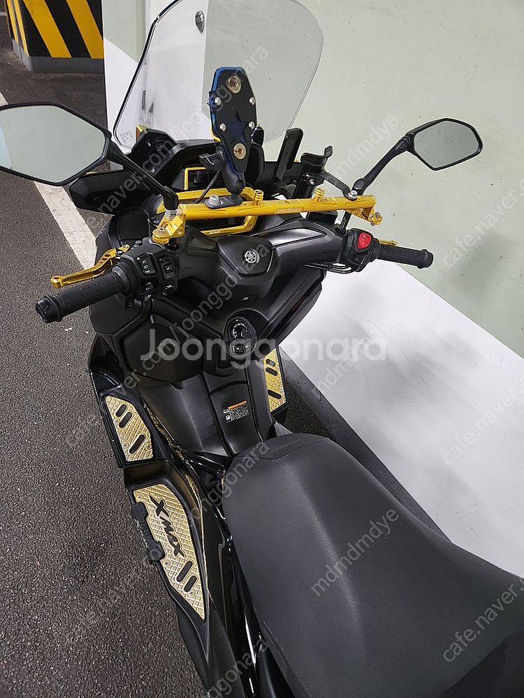 2023 야마하 XMAX300 페리 판매합니다.--6