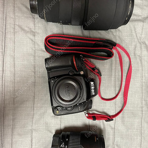 니콘 d610, 시그마 120-400, 탐론 28-75 구형 팝니다.