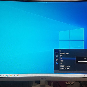 삼성27인치 커브드 모니터 SAMSUNG CURVED MONITOR 27인치 구리역 저렴히 팝니다