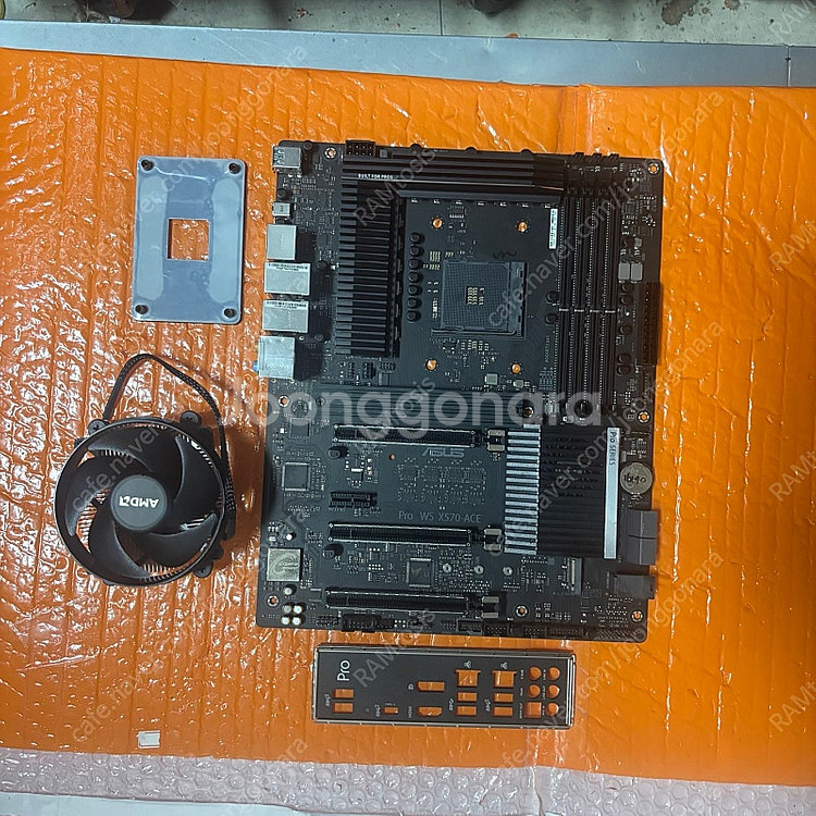 ASUS PRO WS X570-ACE: X570 AM4...--0