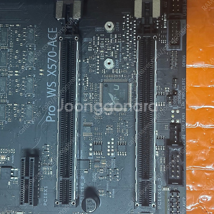 ASUS PRO WS X570-ACE: X570 AM4...--5