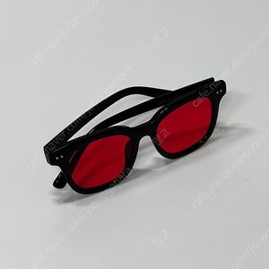 새제품 틴트 선글라스 (RED)