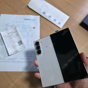 갤럭시 Z 폴드 6 1TB 화이트 S+ 팝니다.