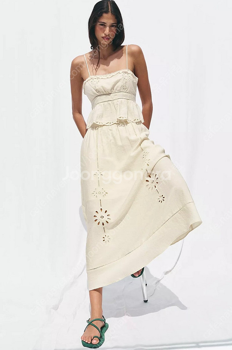 ZARA 자라 펀칭 크롭 탑, 츄 착용 자라 펀칭 크롭...--9