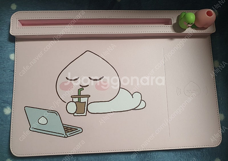 카카오프렌즈 태블릿거치대 겸용 무선충전마우스패드--0