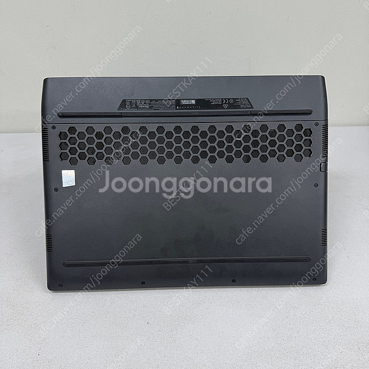 에일리언웨어 게이밍 노트북 팝니다 m17 r5 amd--6