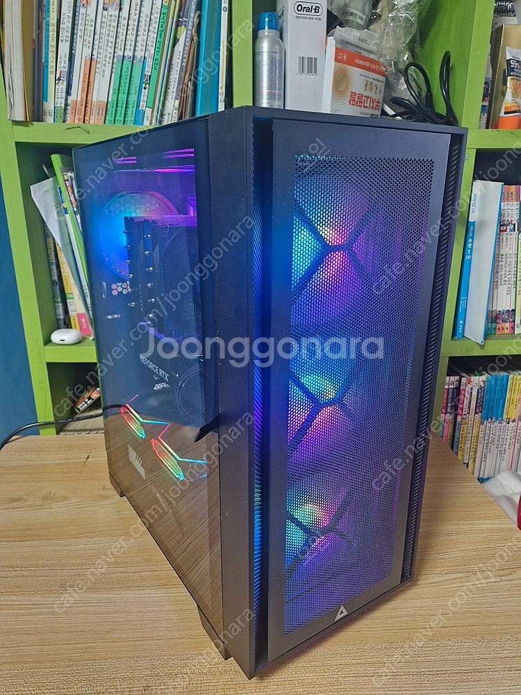 7800X3D RTX5080 조립PC팝니다.--2