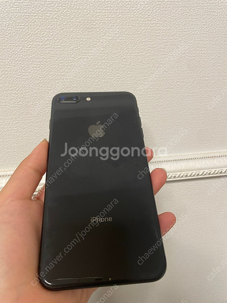 아이폰 8+ 양도합니다--5