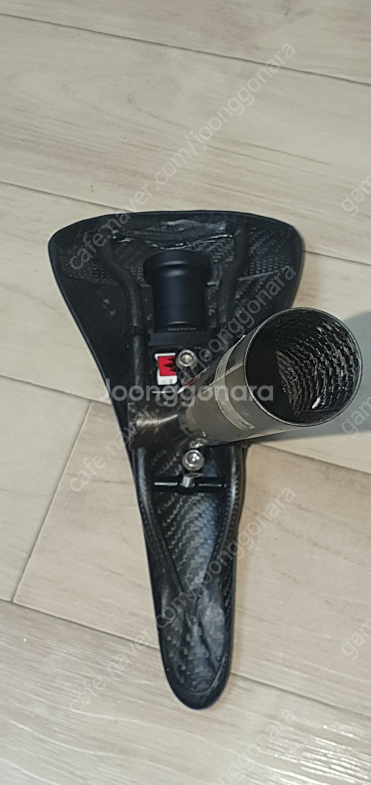 초경량 풀카본 튠 안장+초경량 카본 싯포스트 세트 팝니...--7