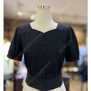 미착용) 로엠 반팔 하트넥 블라우스 블랙