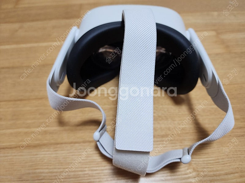 메타 오큘러스 퀘스트2 64G 기본--3