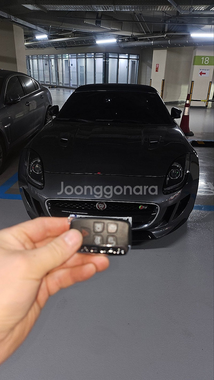 재규어 XE, XF, XJ, F-PACE, I-PACE...--8