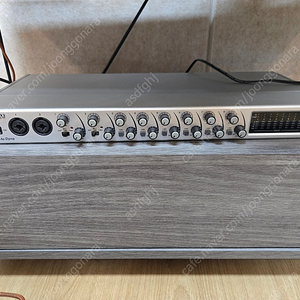 tascam 8p dyna 8채널 마이크 프리앰프