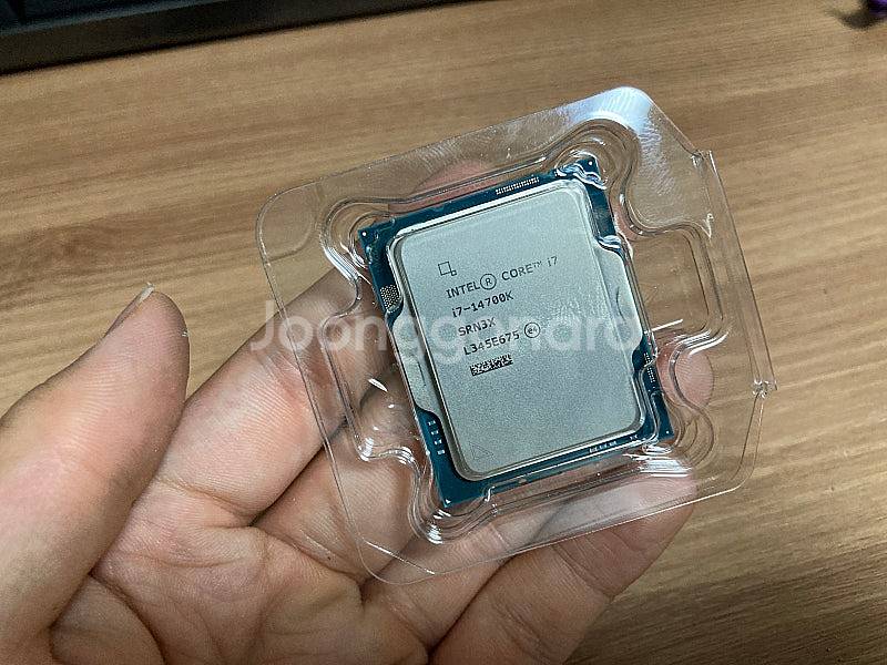 인텔 정품 i7-14700k 풀박스 , 기가바이트 Z4...--2