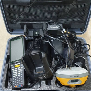 (중고제품) 하이타켓 gps gnss v100 측량기계 판매합니다
