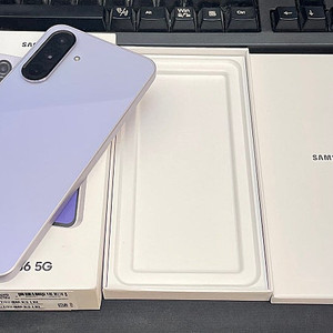 갤럭시A36 라벤더 128GB 단순개봉 풀박스중고32만팝니다.