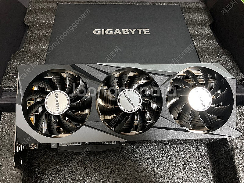 기가바이트 RTX 3070 게이밍 OC 8G--1