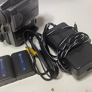 소니 6mm 캠코더 DCR-PC120E 팝니다.