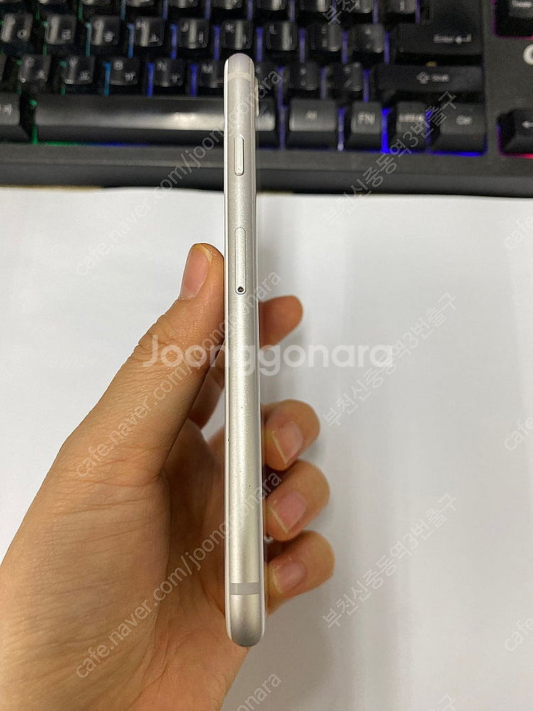 203741 아이폰8 실버 액정SS급 64GB 무잔상 ...--6