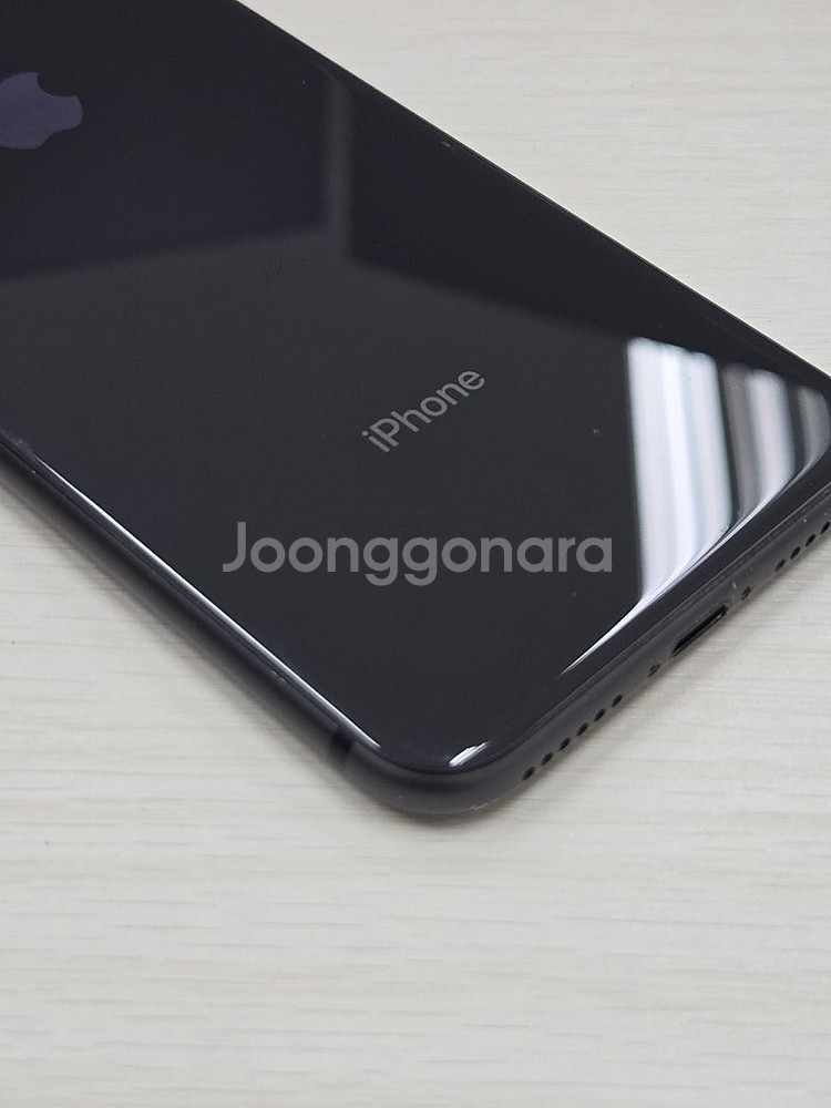 아이폰8 스페이스그레이색상 64용량 상태좋은 무잔상 미...--3