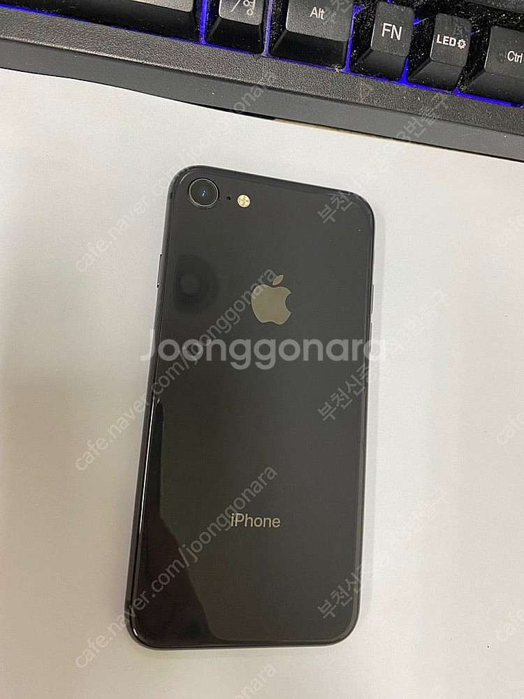 204111 아이폰8 스그 SS급 128GB 무잔상 배...--0